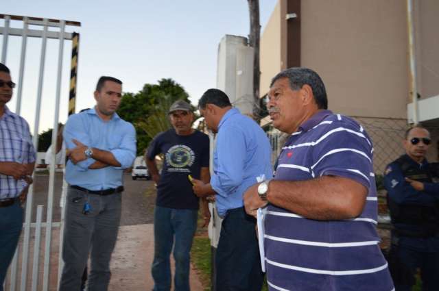Igreja fundada por Olarte tem at&eacute; segunda-feira para deixar &aacute;rea p&uacute;blica