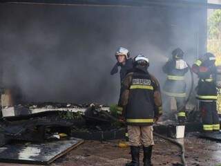 Segundo Corpo de Bombeiros,  de janeiro de 2015 até o dia 29, foram atendidos 289 incêndios na Capital (Foto: Fernando Antunes)