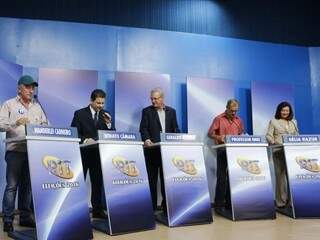 Os cinco candidatos a prefeito de Dourados (Foto: Helio de Freitas)