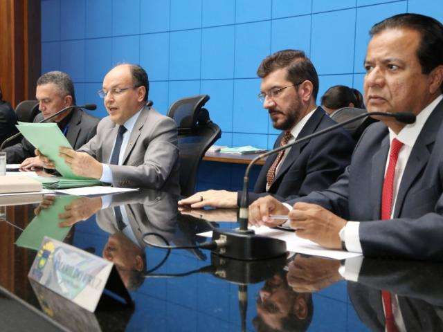 Aprovado abono de falta para servidor participar de reuni&otilde;es escolares