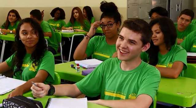Estado inicia o ano com 2.116 novas vagas em escolas de tempo integral