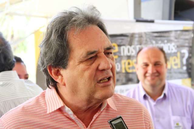 Por unanimidade, PMDB decide deixar o governo de Dilma Rousseff