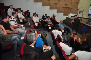 Fechamento de escola foi debatido em duas reuniões. (Foto: João Garrigó)