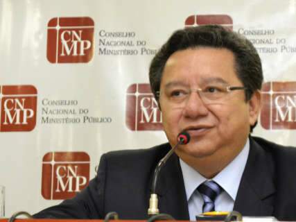  Processo pede demissão de ex-chefe do MPE citado em operação da PF