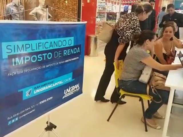 Ainda n&atilde;o declarou IR? Plant&atilde;o tira d&uacute;vidas em shopping da Capital