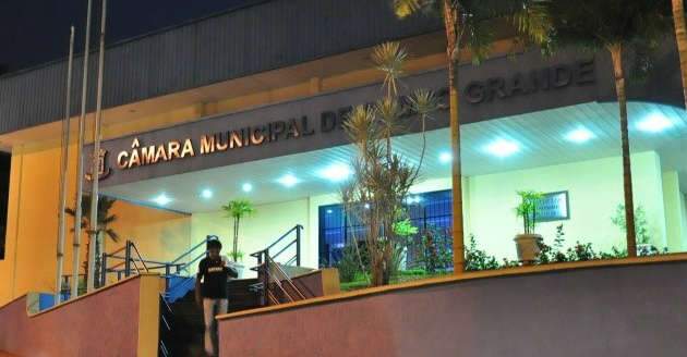  Justi&ccedil;a suspende ordem de despejo da C&acirc;mara Municipal