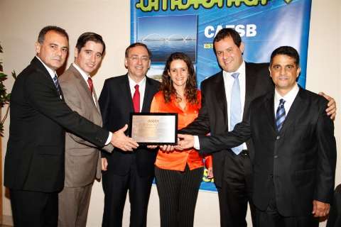 Controladora da Águas Guariroba recebe prêmio de Empresa do Ano