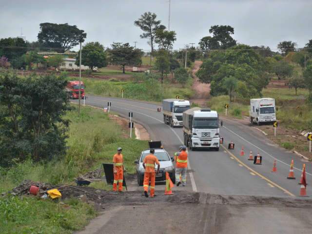  Obra de recupera&ccedil;&atilde;o em trecho danificado da BR-163 ser&aacute; provis&oacute;ria