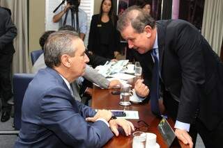 Deputados Paulo Correa e Eduardo Rocha assinaram o requerimento (Foto: Assessoria;ALMS)