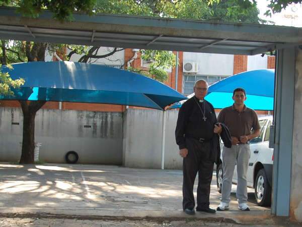  Casal processa Igreja por casamento e batismo feitos por seminarista 