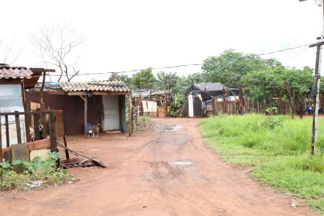 Prefeitura retoma processo, mas reintegra&ccedil;&atilde;o em favela depende de estudo