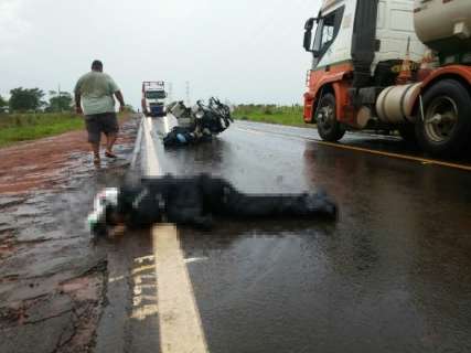  Motociclista de 49 anos morre após forçar ultrapassagem na rodovia  