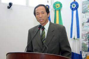  Vereador prop&otilde;e reduzir duod&eacute;cimo da C&acirc;mara em R$ 2 mi