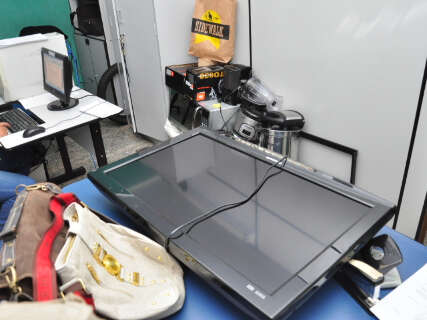  Estelionat&aacute;rios aplicaram R$ 100 mil em golpes no com&eacute;rcio da Capital