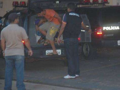 Foragido da Justi&ccedil;a &eacute; baleado ap&oacute;s trocar tiros com a pol&iacute;cia na Moreninha