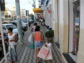 Pagamento do 13º deve fomentar economia de Corumbá (Foto: divulgação)