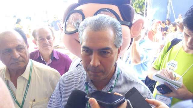 Azambuja vai a Bras&iacute;lia na 2&ordf; feira para reuni&atilde;o de governadores sobre d&iacute;vida