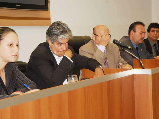  Ju&iacute;za autorizou a desocupa&ccedil;&atilde;o do im&oacute;vel, sob pena de despejo