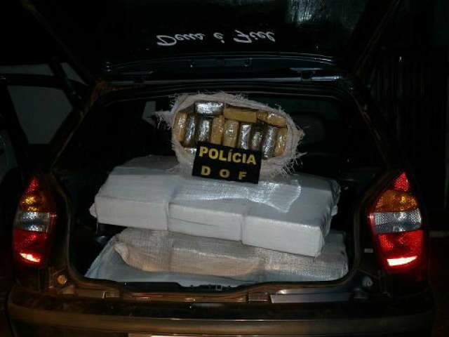  Traficante &eacute; preso com 157 kg de maconha ap&oacute;s furar barreira policial