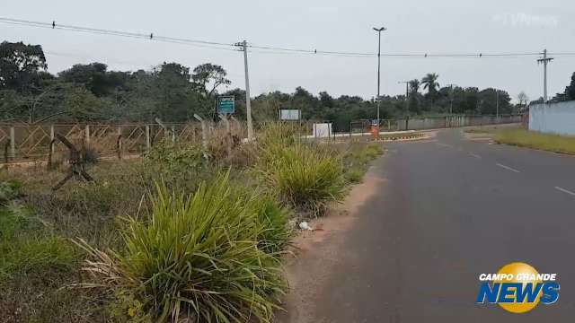 Desacreditados, moradores reclamam do abandono das ruas no Nova Lima