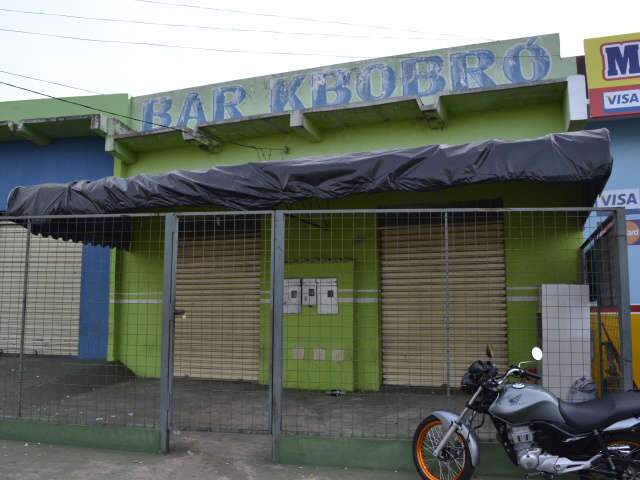  Militar e foragido da justi&ccedil;a s&atilde;o presos ap&oacute;s confus&atilde;o em conveni&ecirc;ncia 