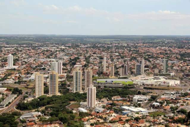 MS ter&aacute; temperatura de at&eacute; 38&deg;C, mas chuva ameniza calor durante a tarde