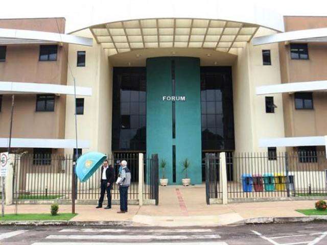 Trio &eacute; condenado a 71 anos de pris&atilde;o por matar cobrador de jogo do bicho