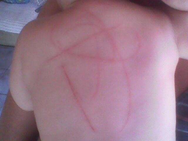 Sabonete infantil com vidro gera indeniza&ccedil;&atilde;o de R$ 20 mil para m&atilde;e