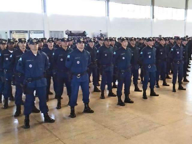 Formatura de cabos eleva para 4,5 mil n&uacute;mero de promo&ccedil;&otilde;es na Pol&iacute;cia Militar