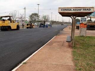 Cônsul Assaf Trad teve asfalto refeito. (Foto: PMCG/Divulgação)