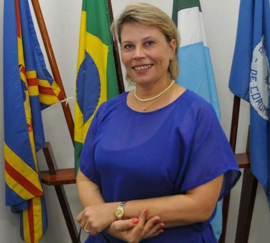 Duas mulheres s&atilde;o primeiros nomes de equipe de Duarte