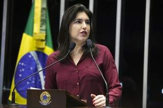 Senadora Simone Tebet (PMDB-MS) em discurso no plenário. (Foto: Marcos Oliveira/Agência Senado)