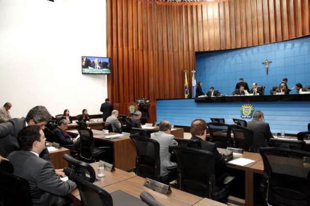 Deputados aprovam reserva de 20% de vagas de vigilantes a mulheres