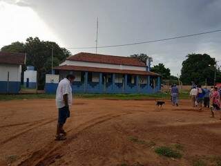 Suspensa reintegra&ccedil;&atilde;o de posse de escola ocupada por &iacute;ndios h&aacute; 22 dias