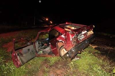 Acidente na BR-359 em Coxim acontece enquanto mulheres empurravam carro