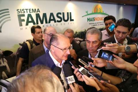 Alckmin anuncia recursos e Reinaldo fala sobre perdas com a hidrovia