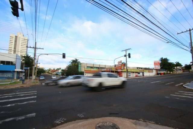 Morte a tiros em conveni&ecirc;ncia vira homic&iacute;dio simples e revolta familiares