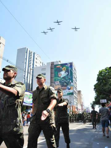  Desfile do 7 de Setembro atrai mais de 40 mil pessoas na Capital