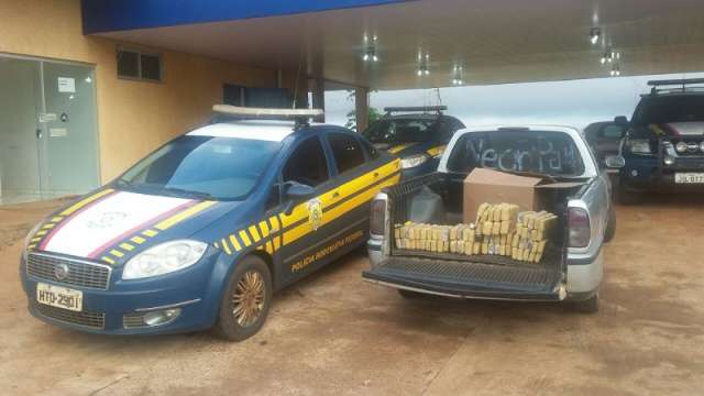 Paraibano &eacute; preso na fronteira com Saveiro recheada de maconha