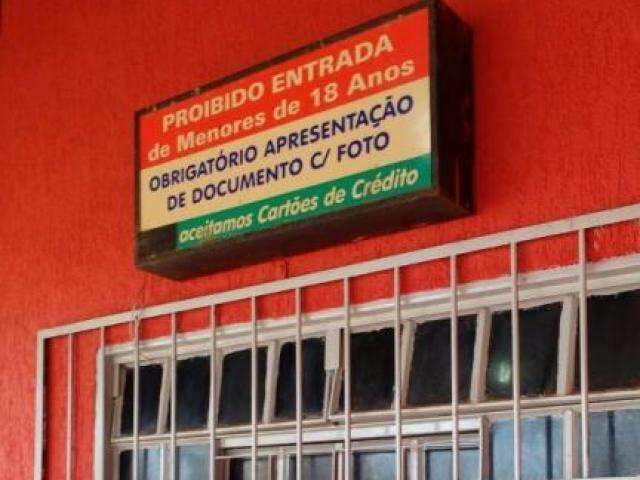 Sob investiga&ccedil;&atilde;o, quarto onde Mayara morreu &eacute; interditado em motel