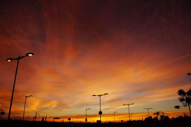 C&eacute;u amanhece com nuvens e ter&ccedil;a-feira ser&aacute; quente em Campo Grande