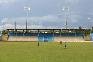 Estádio Municipal Jacques da Luz, nas Moreninhas, passou por reformas (Fonte: Divulgação)