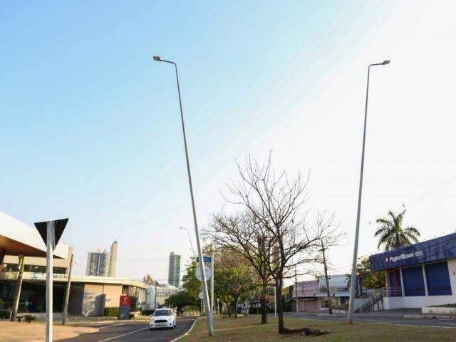 Domingo ser&aacute; de calor com alerta para baixa umidade do ar em MS 