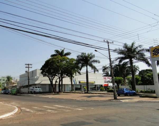 Semy Ferraz anuncia recapeamento da Av. Bandeirantes no ano que vem