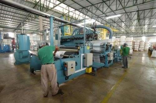 Ind&uacute;strias investem alto em tecnologia para liderar mercado e driblar crise