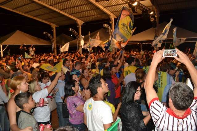 Festa de Azambuja tem 2 mil pessoas, ruas fechadas e refor&ccedil;o na seguran&ccedil;a