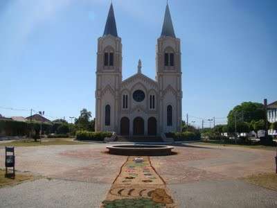 Aquidauana comemora 121 anos com desfile e festival de m&uacute;sica