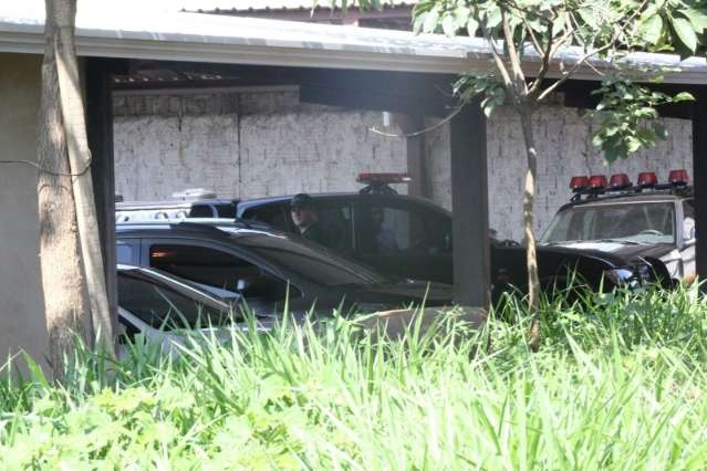Acusado de desviar R$ 2,9 milh&otilde;es, ex-deputado &eacute; solto na madrugada