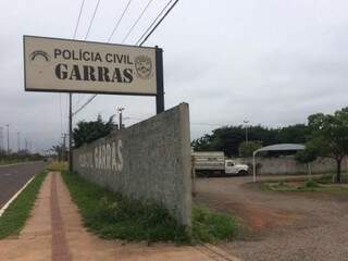O preso foi encontro morto, nesta madrugada em uma das celas do Garras. (Foto:  Guilherme Henri)