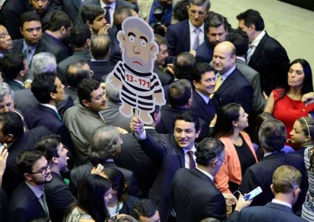 Bancada de MS tem 5 a favor do impeachment de Dilma e tr&ecirc;s contra